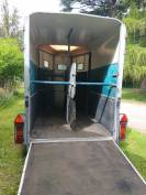 VAN Iford Williams 2 chevaux