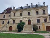 Domaine d'exception avec petit manoir et résidences de tourisme