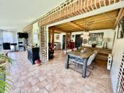 HONFEUR - MAISON & GÎTE SUR 2.700M2 DE PARC EN LISIÈRE DE RIVI