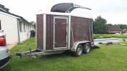 Van 2 chevaux ATEC 2001 – Très peu servi – Excellent ét