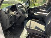Kleine paardenvrachtwagen (B rijbewijs) Renault MASTER 2018 Tweedehands