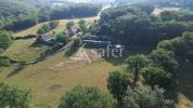 Propriété bâtie typique du Sud Corrèze en Limite du Lot