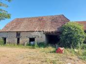Propriété bâtie typique du Sud Corrèze en Limite du Lot