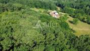 Propriété bâtie typique du Sud Corrèze en Limite du Lot
