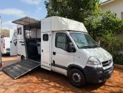 Furgoneta para caballos Opel Movano 2010 De segunda mano