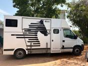Furgoneta para caballos Opel Movano 2010 De segunda mano