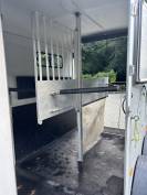 Van deux places, cheval liberté, modèle Touring 