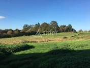 Propriété agricole bâtie d'environ 20 ha à l'écart du voisi