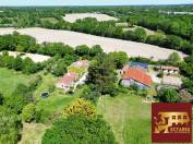 Maison Machecoul , 240 m2, 12 hectares.