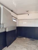 Camion MAN transport de 4 grands chevaux avec home-car