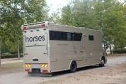 Scania 5 places chevaux 