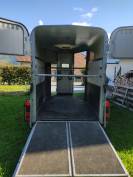 Van ifor William 2 places
