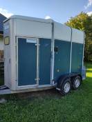 Van ifor William 2 places