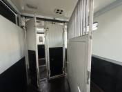 Camion theault 9 places stalle 