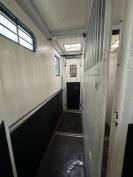 Camion theault 9 places stalle 
