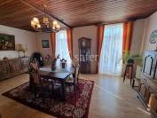 Corps de ferme sur 14 ha au calme et proche A20.