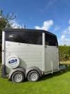 van chevaux IFOR WILLIAM'S HBX 506 - 2 PLACES