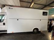 Camion chevaux stalle 2 places carrosserie AP PETIT 