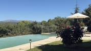 Belle villa avec vue panoramique et aménagements équestres