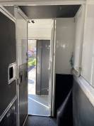 Camionnette ameline stalle