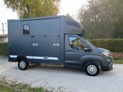 MAXUS DELIVER 9 LUXURY MSG STALLION LIGHT