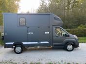 MAXUS DELIVER 9 LUXURY MSG STALLION LIGHT