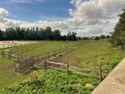 Centre Equestre à Houdan sur 12 hectares