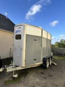 Location Van 2 chevaux