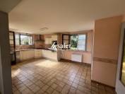 MAISON TRADITIONNELLE - ST PIERRE DE CHANDIEU