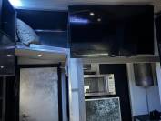 Camion Mercedes 1228 - 5 chevaux - appartement 