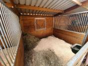 Pension pr&eacute; ou paddock/box