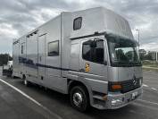 Pl Mercedes ATEGO. 6 places avec sellerie et home-car.