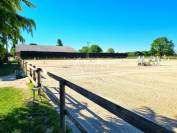 Joli Centre Equestre prêt à reprendre secteur Montauban