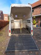 Van Humbaur 2 chevaux