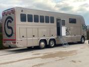 Camion scania P400 transport de 7 chevaux