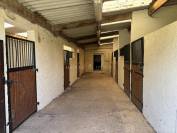 Idéal élevage ou entraînement : domaine équestre 70 ha