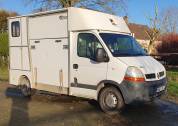 camion VL Renault master carrosserie AP Petit