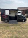 A VENDRE Camion de chevaux en excellent état.