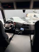 Camion chevaux 7 places home car 