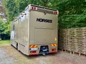 3-Horse Truck – Motorhome for 5 People – IVECO 280 hp