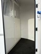 VAN 2 PLACES STALLES BARBOT CENTAURE 4000