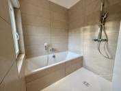 CHARMANTE MAISON DE VILLE RÉNOVÉE DANS UN VILLAGE DYNAMIQUE