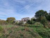 Ancien corps de ferme sur 5 ha en Quercy Blanc
