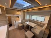 STX 6 CHEVAUX AVEC POP OUT ET PUSH UP