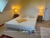  CORPS de FERME - 144 m² - ÉCURIE - CARRIÈRE - 1.87 HA