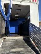 Camion chevaux 7places