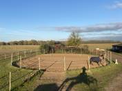 Ecurie de propri&eacute;taire sur 2 ha en Sologne