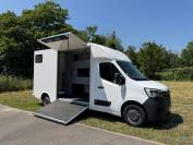 RENAULT MASTER &ndash; 2019 &ndash; 3 PLACES &ndash; STALLE &ndash; 21 000KM
