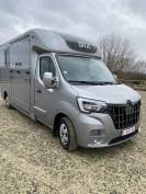 Camionnette chevaux stx stalle 