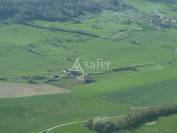 Ferme avec grange et b&acirc;timents - 24 hectares